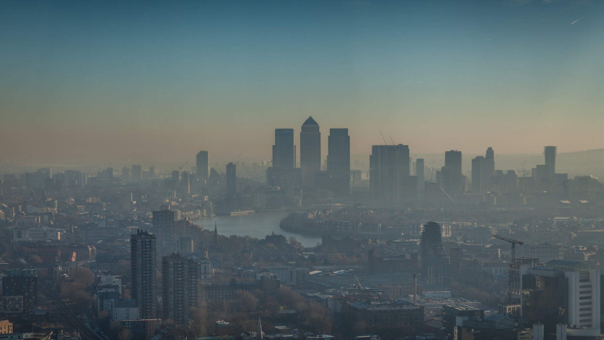 Airflow’s Pollution & Schools Report